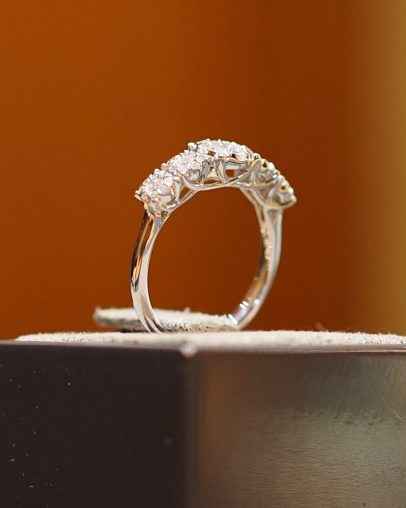 Giorgio Visconti - Anello in oro bianco e diamanti